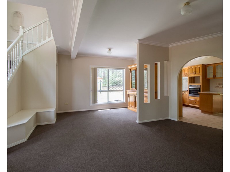8 Spotted Gum Court, Cedar Grove QLD 4285
