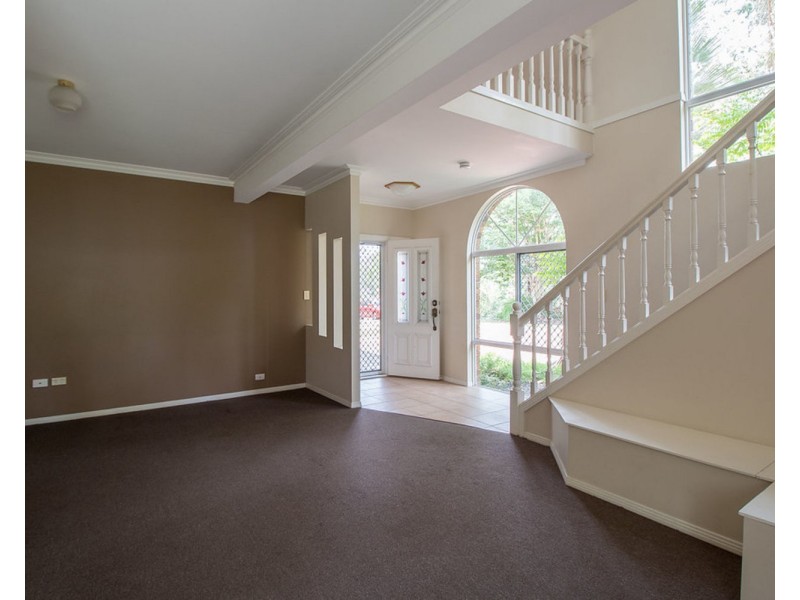 8 Spotted Gum Court, Cedar Grove QLD 4285