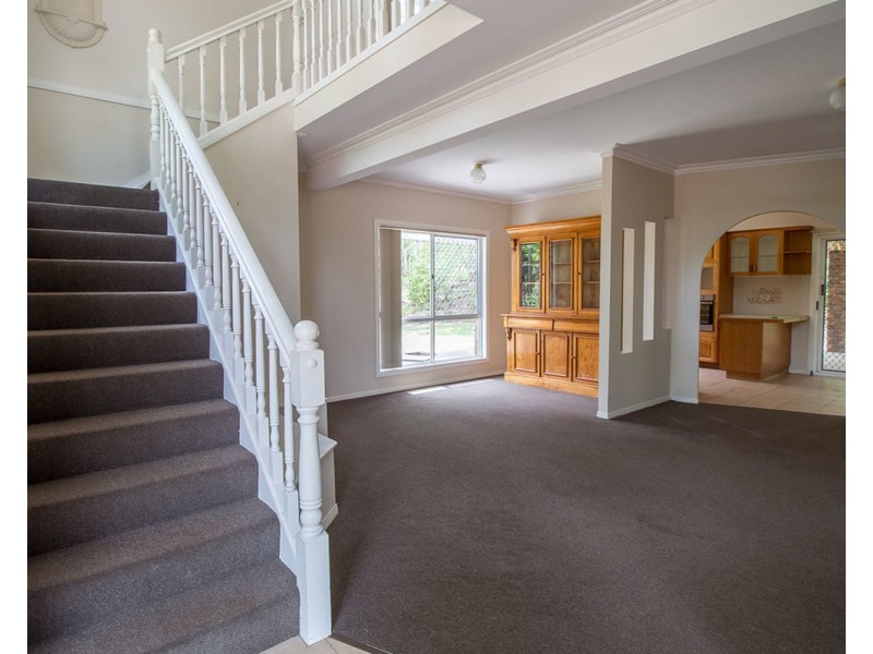 8 Spotted Gum Court, Cedar Grove QLD 4285