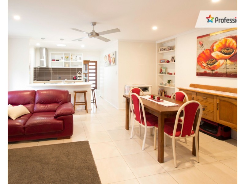 114-116 Michelle Drive, Cedar Grove QLD 4285