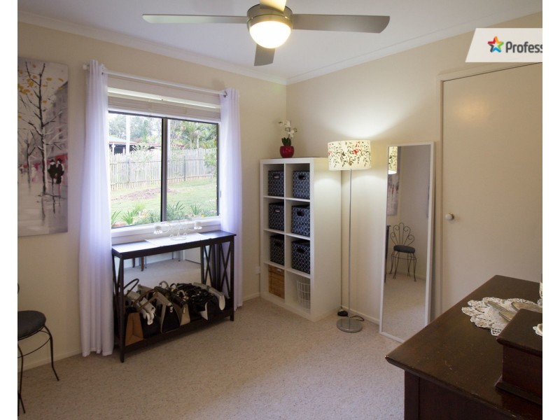 114-116 Michelle Drive, Cedar Grove QLD 4285