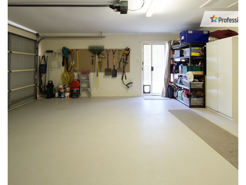 114-116 Michelle Drive, Cedar Grove QLD 4285