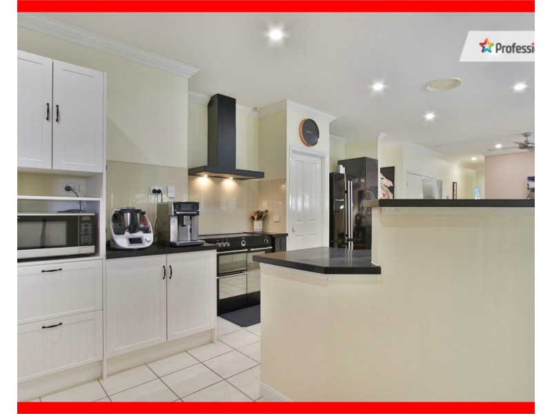 28 Holyman Court, Jimboomba QLD 4280