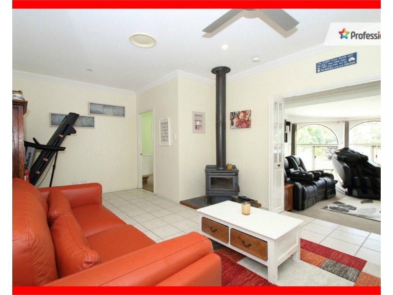 28 Holyman Court, Jimboomba QLD 4280