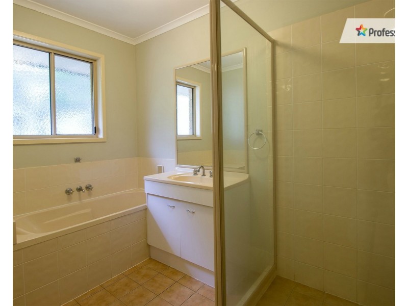 212-214 Leopardwood Road, Cedar Grove QLD 4285