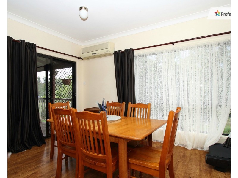 230 Bamboo Drive, Woodhill QLD 4285