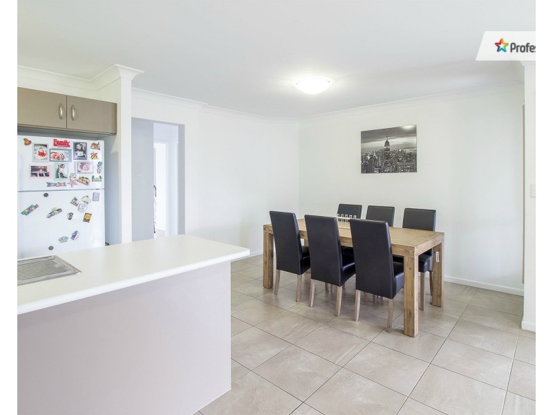 5 Grove Place, Jimboomba QLD 4280