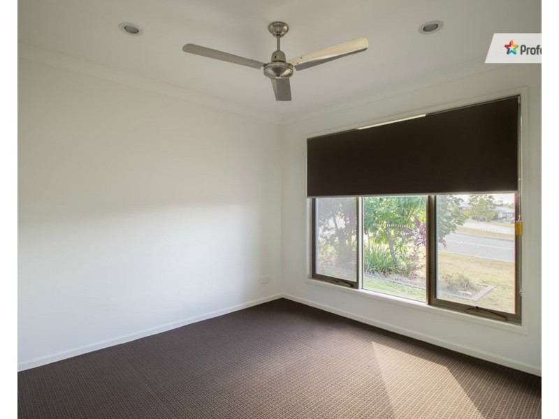 63 Huggins Avenue, Yarrabilba QLD 4207