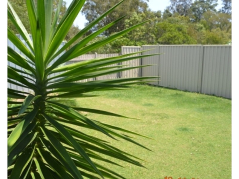 2/118 Kumbari Avenue, Labrador QLD 4215