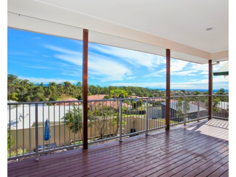 61 Zane Street, Molendinar QLD 4214