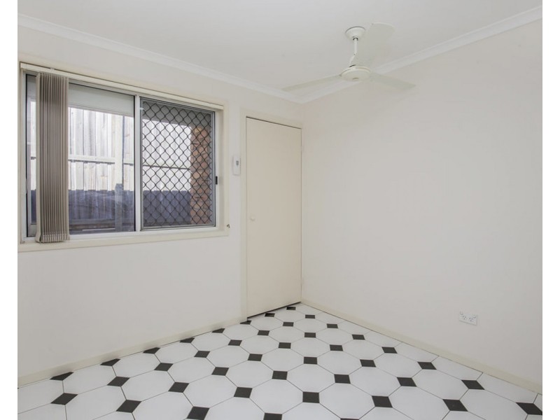 2/167 Olsen Avenue, Southport QLD 4215