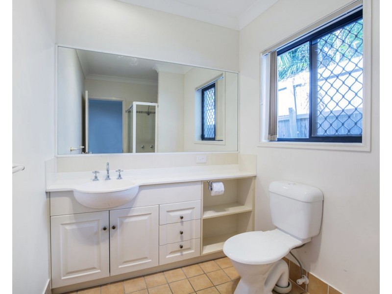 2 Gumview Place, Molendinar QLD 4214