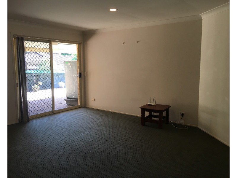 13 Maidstone Place, Parkwood QLD 4214