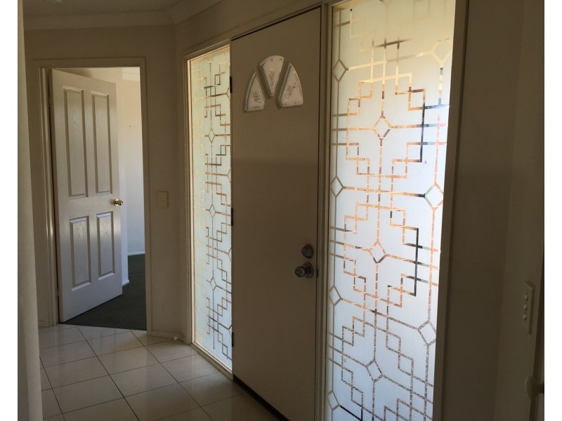 13 Maidstone Place, Parkwood QLD 4214