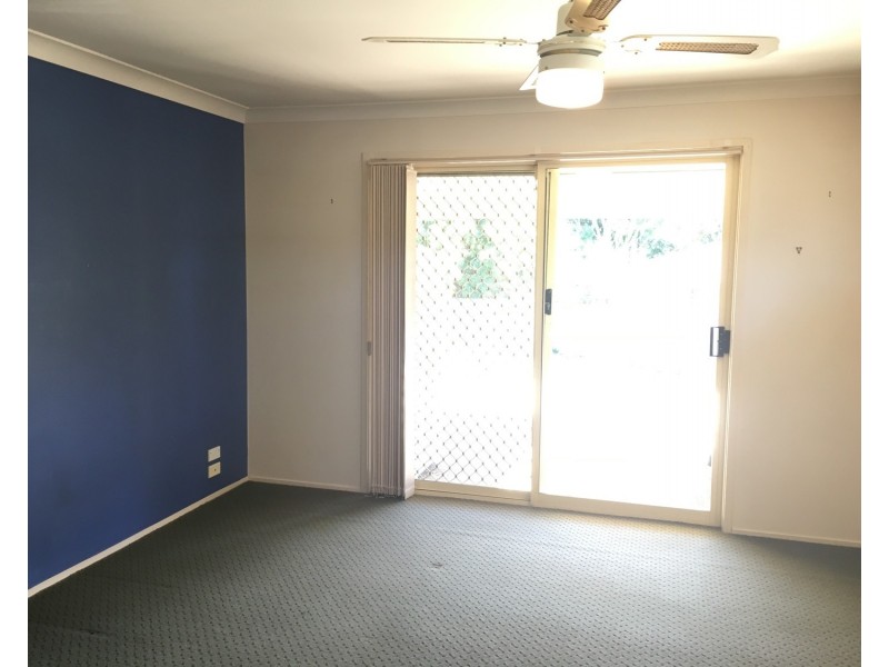 13 Maidstone Place, Parkwood QLD 4214