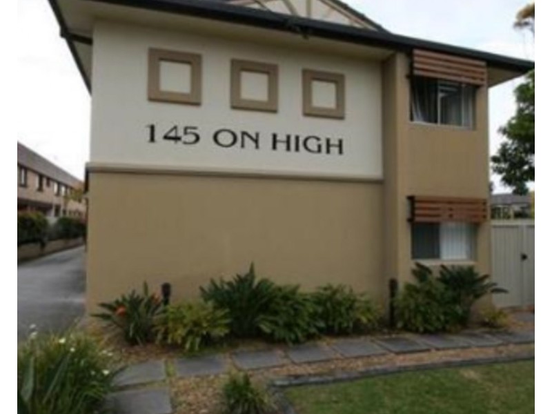 4/145 High Street, Southport QLD 4215
