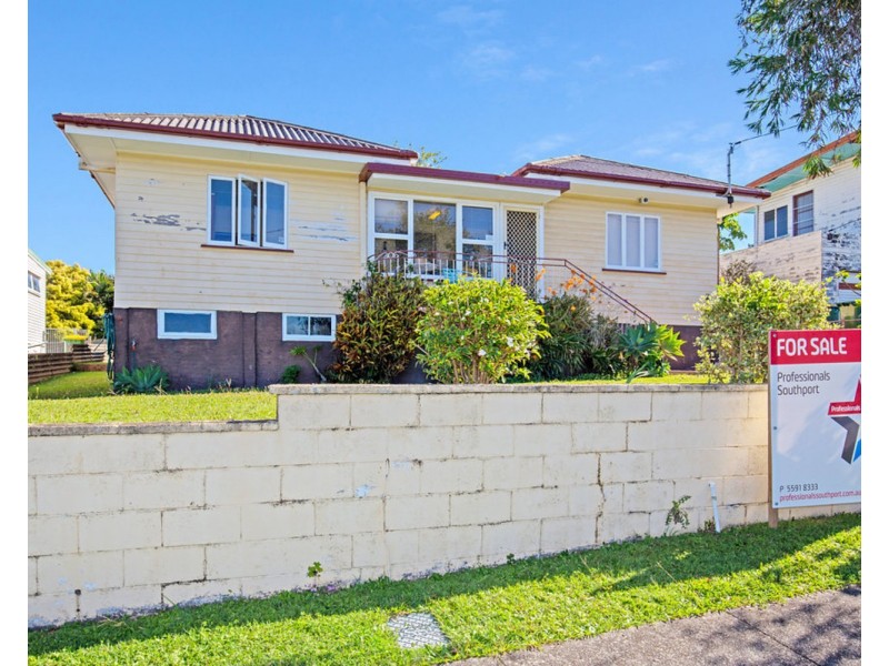 6 Wilson Street, Labrador QLD 4215