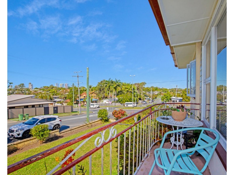 6 Wilson Street, Labrador QLD 4215