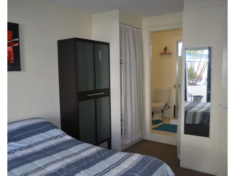 8/69-73 Ferny Avenue, Surfers Paradise QLD 4217