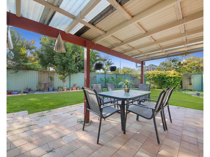 1/24 Morinda Way, Labrador QLD 4215