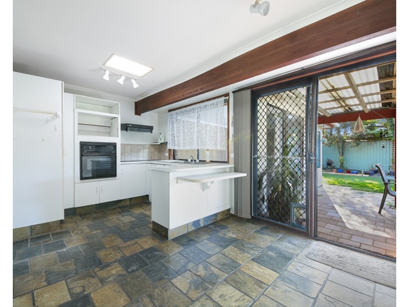1/24 Morinda Way, Labrador QLD 4215