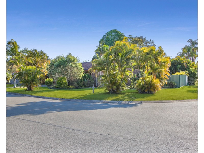 1/24 Morinda Way, Labrador QLD 4215
