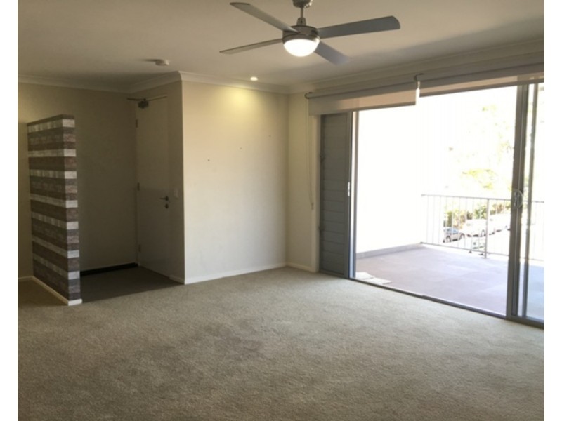 4/71 Minnie Street, Southport QLD 4215