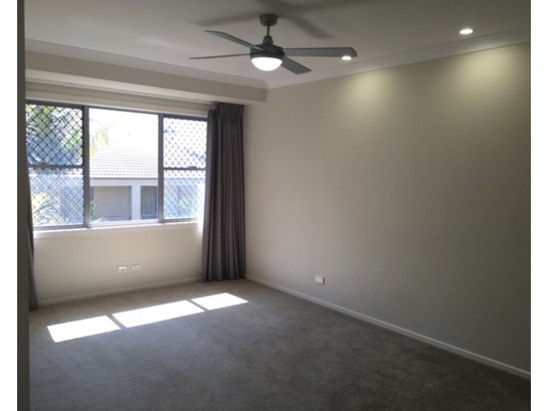 4/71 Minnie Street, Southport QLD 4215