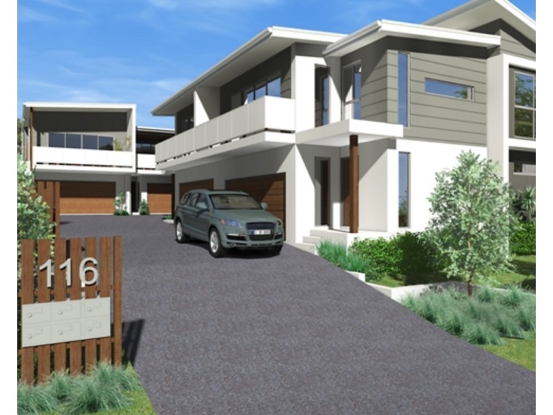 3/116 Eugaree Street, Southport QLD 4215