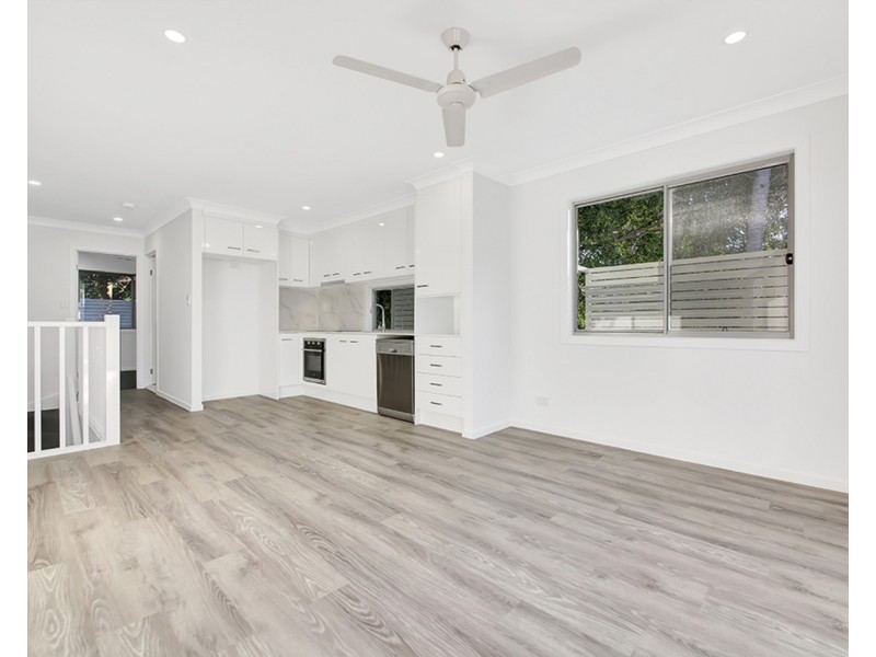 3/116 Eugaree Street, Southport QLD 4215