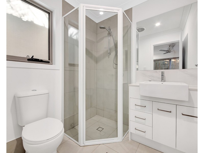 3/116 Eugaree Street, Southport QLD 4215