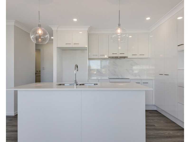 4/116 Eugaree Street, Southport QLD 4215