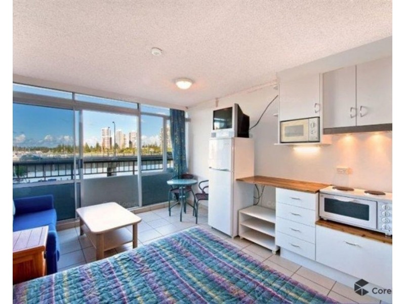 210/2 Barney Street, Southport QLD 4215