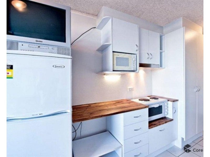 210/2 Barney Street, Southport QLD 4215