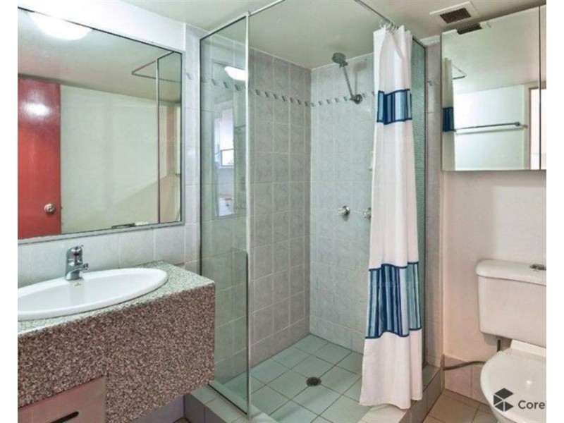 210/2 Barney Street, Southport QLD 4215