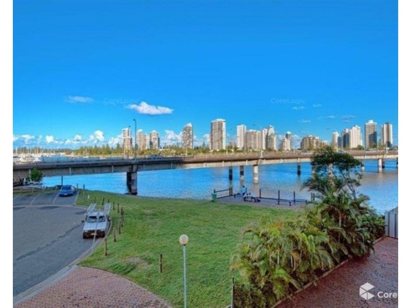 210/2 Barney Street, Southport QLD 4215