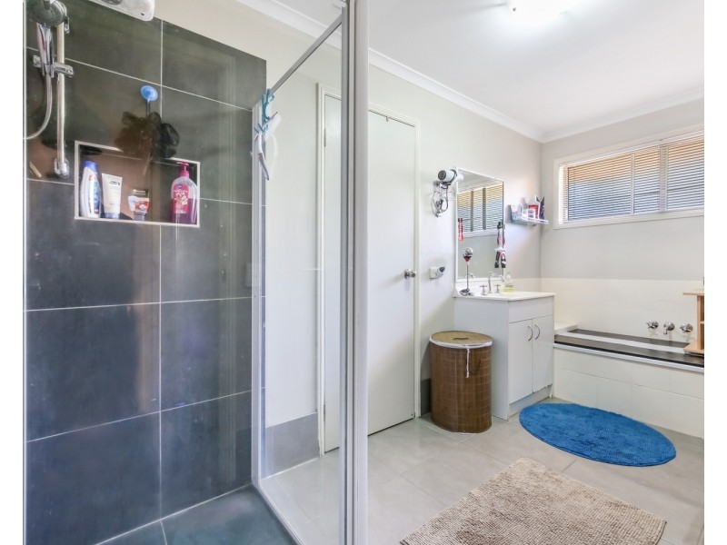 6 ODowd Court, Nerang QLD 4211