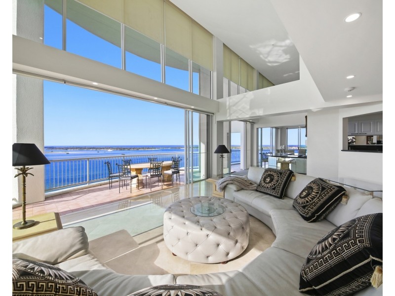 1401/182 Marine Parade, Labrador QLD 4215