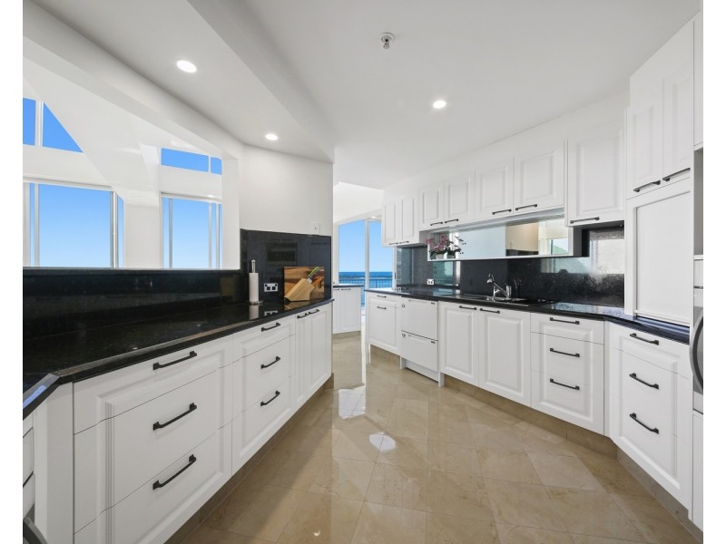 1401/182 Marine Parade, Labrador QLD 4215