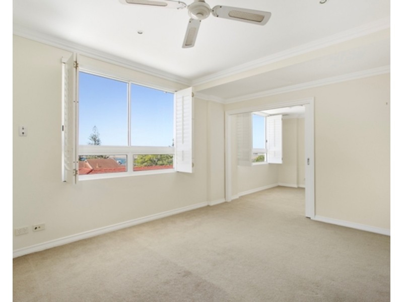 403a/212 Marine Parade, Labrador QLD 4215