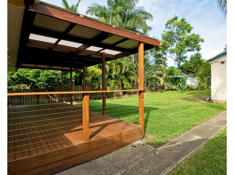 106 Robert Street, Labrador QLD 4215