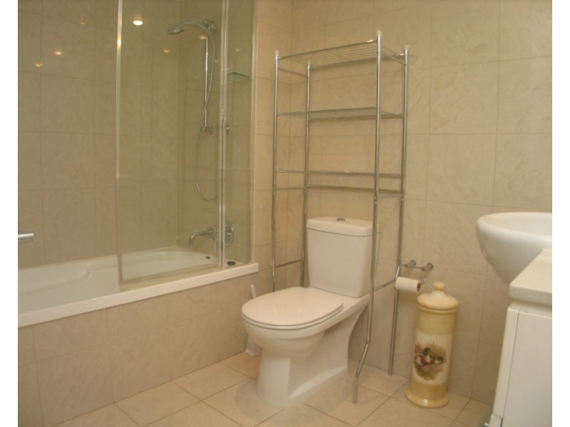 1304/50 Marine Parade, Southport QLD 4215