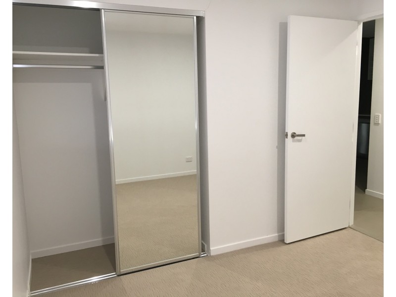 802/26 Spendelove Avenue, Southport QLD 4215
