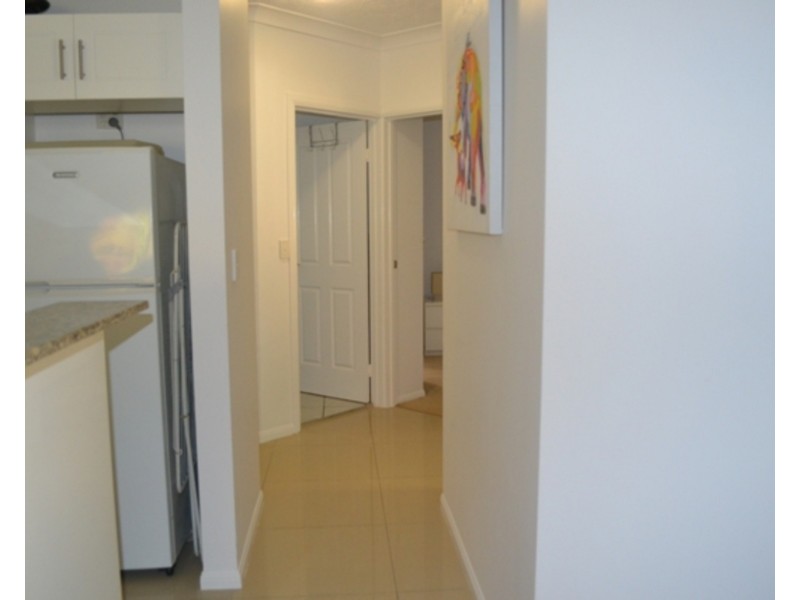 2/20 Little Norman Street, Southport QLD 4215