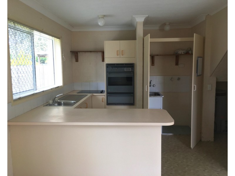 Labrador QLD 4215