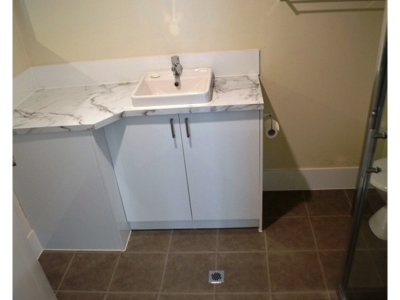 1/183 Muir Street, Labrador QLD 4215