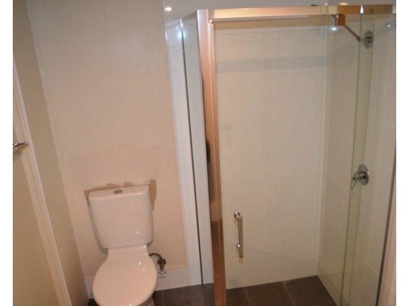 1/183 Muir Street, Labrador QLD 4215