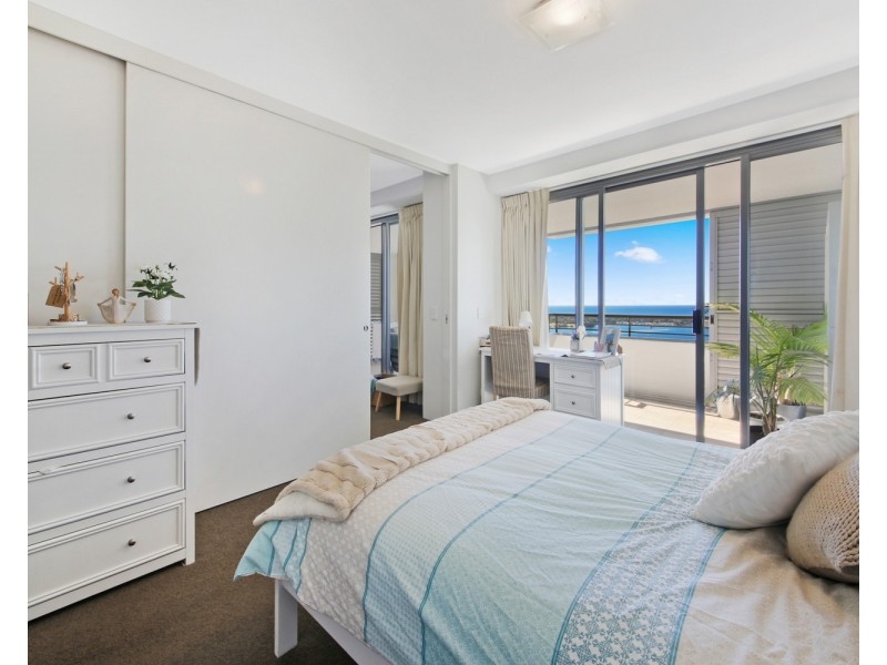 252/105 Scarborough Street, Southport QLD 4215
