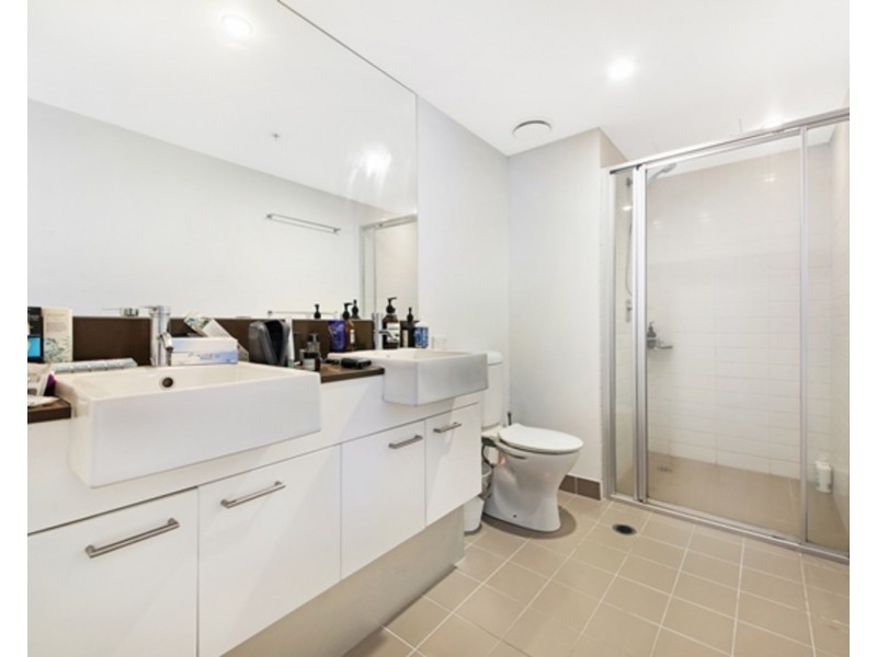 1247/56 Scarborough Street, Southport QLD 4215