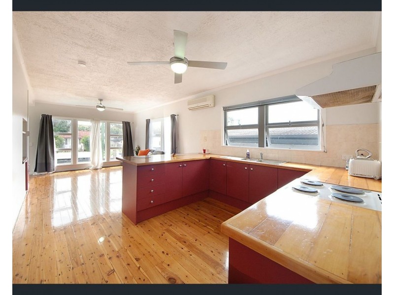 62 Musgrave Avenue, Southport QLD 4215